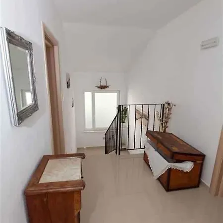 In 39173 Apartment *