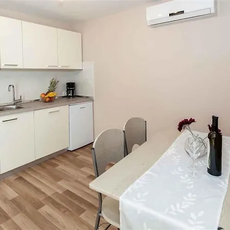 In 39173 Apartment